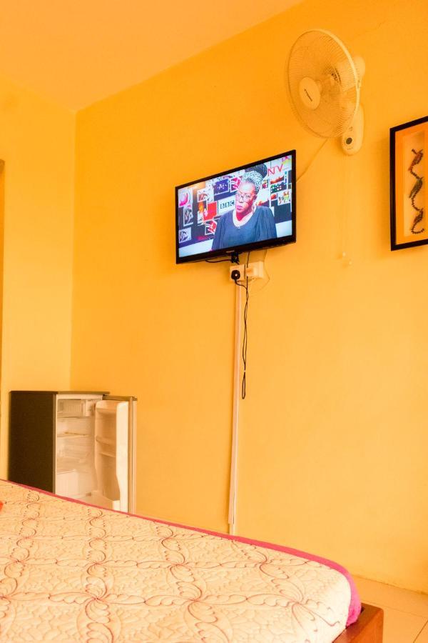 Kahondo Buffalo Hotel Kampala Makerere エクステリア 写真