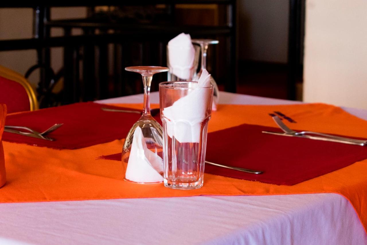 Kahondo Buffalo Hotel Kampala Makerere エクステリア 写真